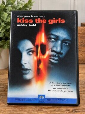 Kiss the girl DVD